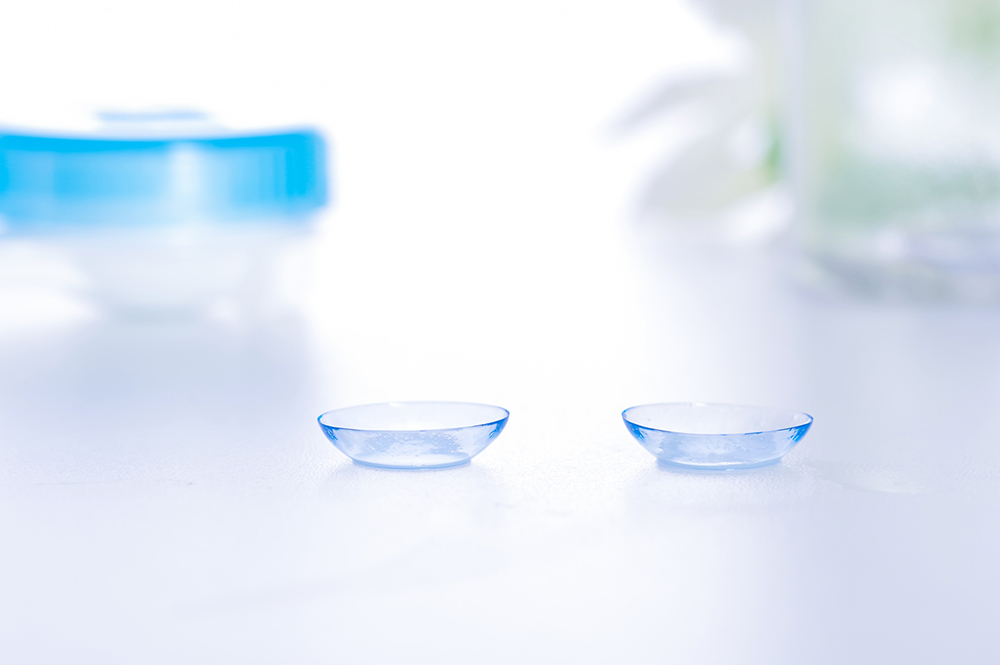 初めてのコンタクトレンズで不安な方へ｜選び方・使い方の基本をやさしく解説